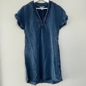 H&M Women Blue Denim Shift Dress Chambray Short Sleeve V-Neck Tunic Girly Size 4